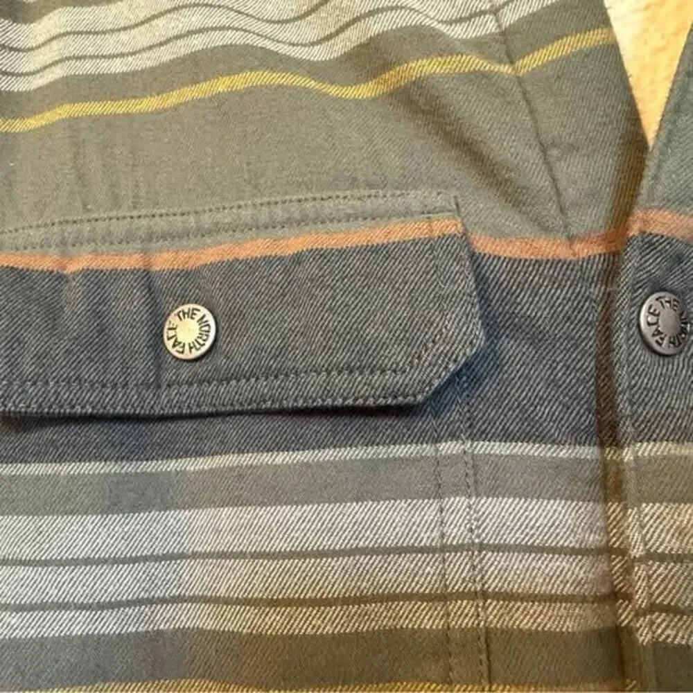 The North Face Men's Hooded Campshire Shirt Jacket XXL Green Gray Striped